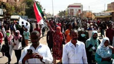 Ein Demonstrant bei Anti-Putsch-Protesten im Sudan get&ouml;tet