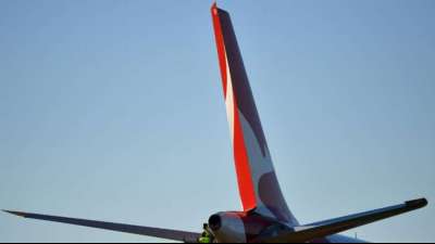 Australische Airline Qantas f&uuml;hrt Impfpflicht f&uuml;r Besch&auml;ftigte ein