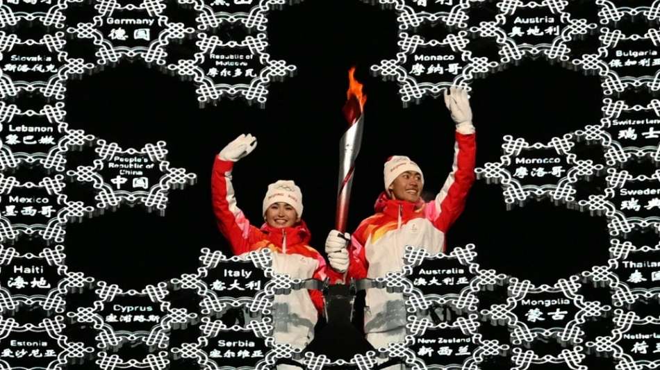 Olympisches Feuer in Peking entz&uuml;ndet