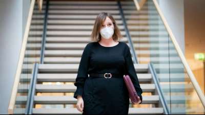 Jessica Rosenthal zu neuer Juso-Chefin gewählt