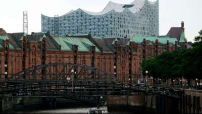 Prozess wegen Steuerhinterziehung bei Maskenverkauf in Hamburg begonnen
