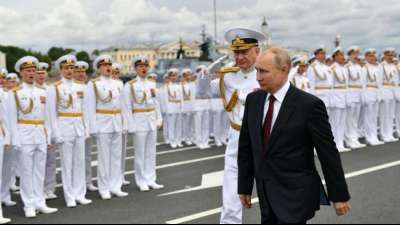 Putin r&uuml;hmt Schlagkraft der russischen Flotte