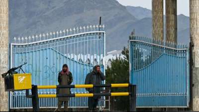 Afghanistan: Erste Universit&auml;ten f&uuml;r Studenten wieder ge&ouml;ffnet