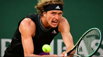 Halle: Zverev gewinnt deutsches Duell gegen Koepfer
