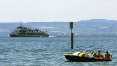Zwei Menschen aus dem Bodensee gerettet