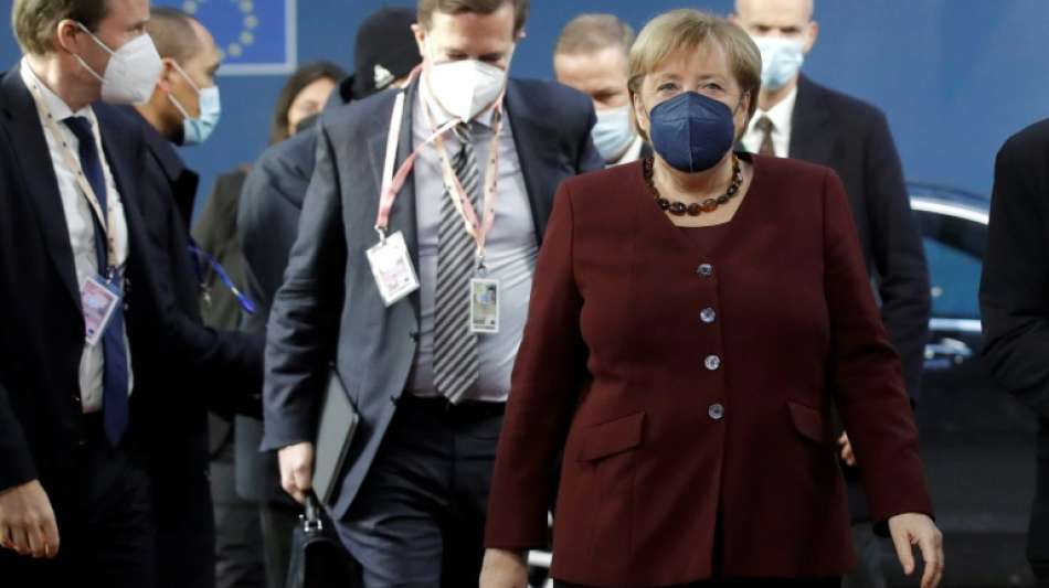 EU-Politiker ehren Merkel als "Kompromissmaschine" und "gro&szlig;e Europ&auml;erin"