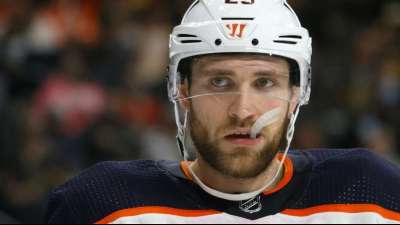 Trotz Draisaitl-Vorlage: Oilers patzen in Dallas