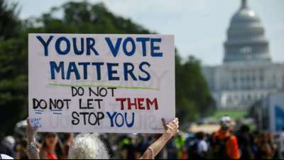 Zehntausende Menschen demonstrieren in USA gegen umstrittene Wahlrechtsreformen