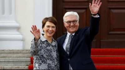 "First Lady" Elke B&uuml;denbender arbeitet k&uuml;nftig wieder als Richterin