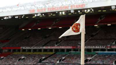 Corona-Sorgen: Spiel von Manchester United wackelt