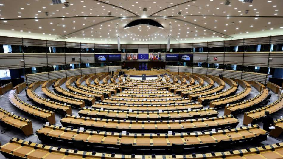 EU-Parlament stimmt f&uuml;r Einf&uuml;hrung von Corona-Impfzertifikat zum Reisen