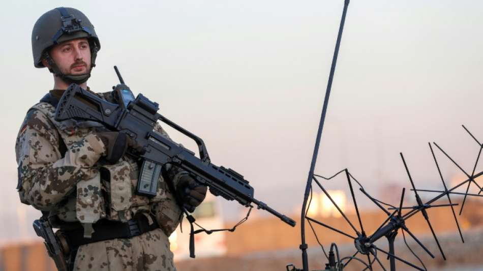 Bundestag billigt Verl&auml;ngerung von Bundeswehr-Einsatz im Irak