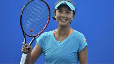 Offizielle Fotos zeigen chinesischen Tennis-Star Peng bei Turnier in Peking