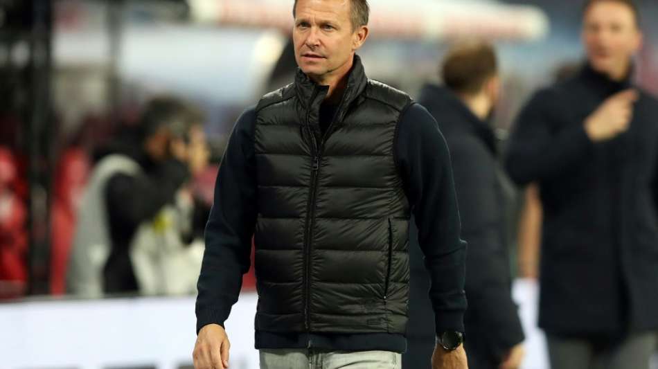 RB-Gala in Br&uuml;gge: Chefcoach Marsch genie&szlig;t in der Ferne