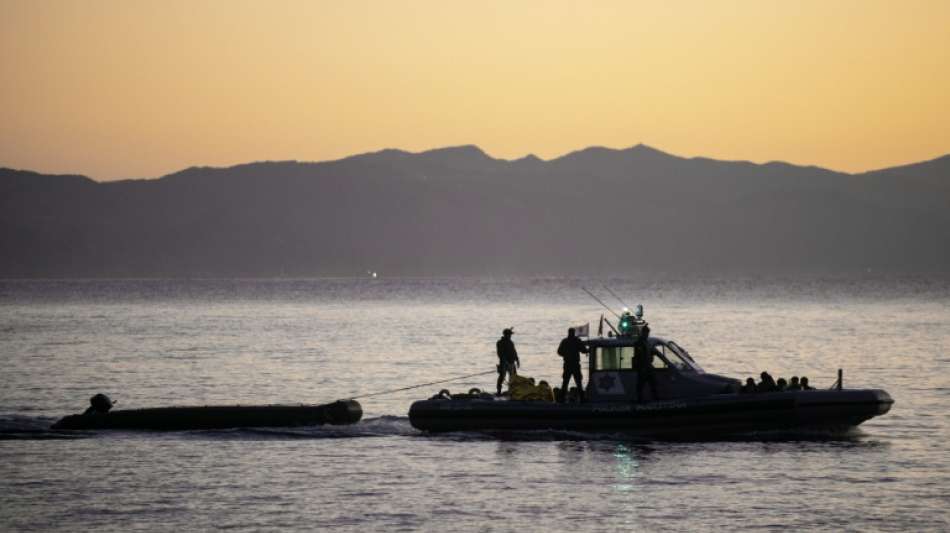 Mindestens elf Tote bei Untergang von Fl&uuml;chtlingsboot in Griechenland