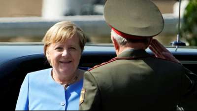 Merkel wirbt f&uuml;r Dialog mit Russland trotz "tiefgreifender Differenzen"