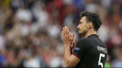 Hummels l&auml;sst Zukunft offen