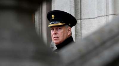 Britische Polizei will Missbrauchsvorw&uuml;rfe gegen Prinz Andrew erneut &uuml;berpr&uuml;fen