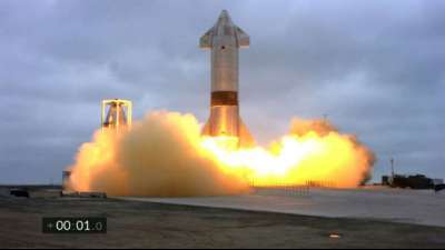 Prototyp von SpaceX-Rakete nach Testflug erfolgreich gelandet