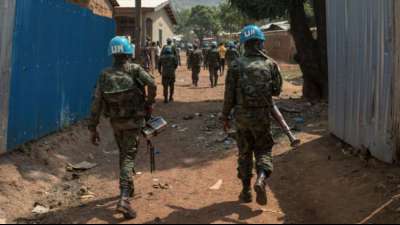 UN-Soldaten erobern in Zentralafrika von Aufst&auml;ndischen besetzte Stadt zur&uuml;ck