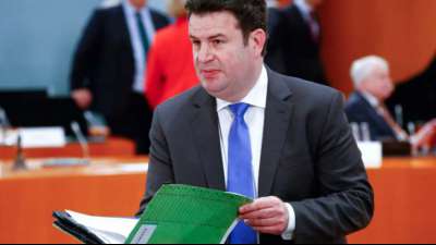 Fronten im Streit um Hartz-IV-Reform verh&auml;rtet