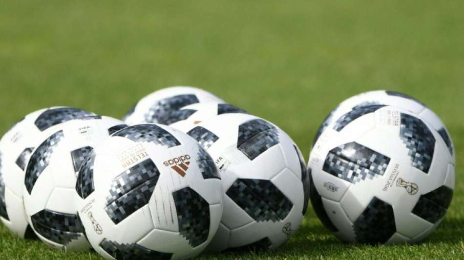 Vier Spieler und Chef von Fu&szlig;ballklub sterben bei Flugzeugabsturz in Brasilien 