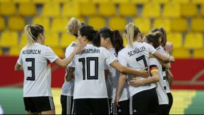 Mageres 1:0 in Israel: Torfabrik der DFB-Frauen streikt 