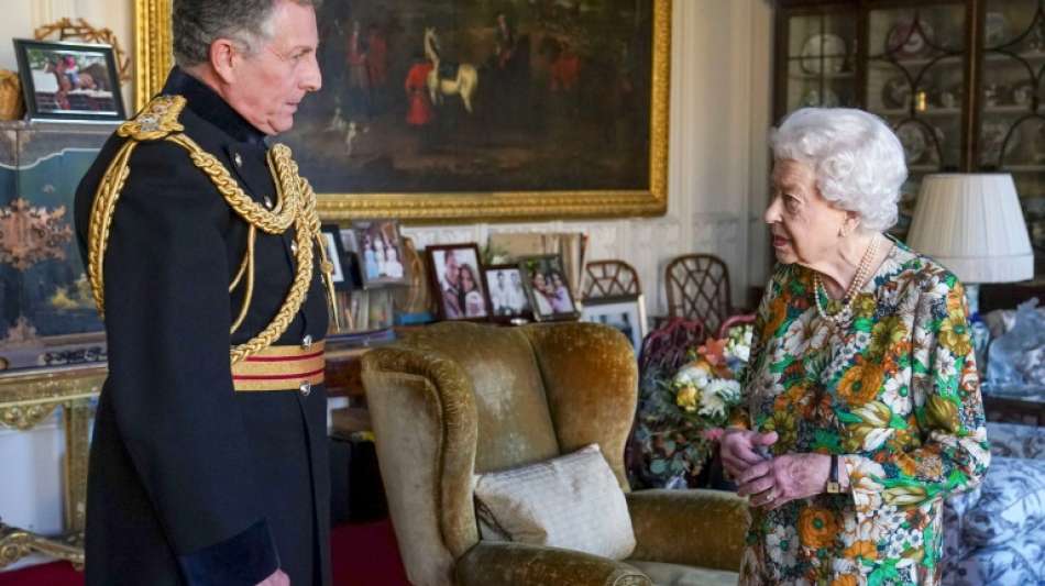 K&ouml;nigin Elizabeth II. nimmt an Doppel-Taufe von Urenkeln teil