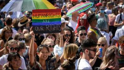 Tausende Schweizer demonstrieren f&uuml;r Homo-Ehe