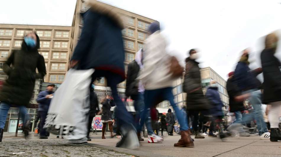 Berliner Abgeordnetenhaus beschlie&szlig;t bundesweit erstes Fu&szlig;g&auml;ngergesetz