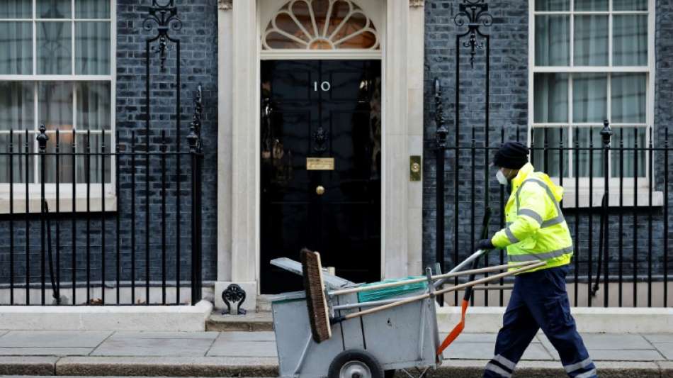 Londoner Polizei leitet Ermittlungen zu Lockdown-Partys am Regierungssitz ein 