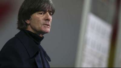 kicker-Umfrage: Gro&szlig;e Mehrheit gegen L&ouml;w