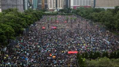 China: Hongkonger Protestgruppe k&uuml;ndigt ihre Aufl&ouml;sung an