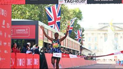 Sisay Lemma und Jepkosgei gewinnen den London-Marathon