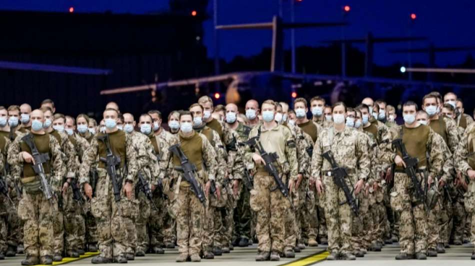 Kramp-Karrenbauer k&uuml;ndigt Afghanistan-Evaluierung f&uuml;r Oktober an