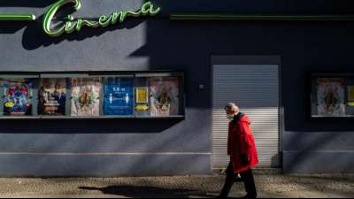 Bund und L&auml;nder wollen Lockdown lockern - trotz steigender Infektionszahlen