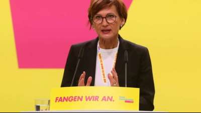 Deutschland: Schulkinder-Impfung sichert Pr&auml;senzunterricht