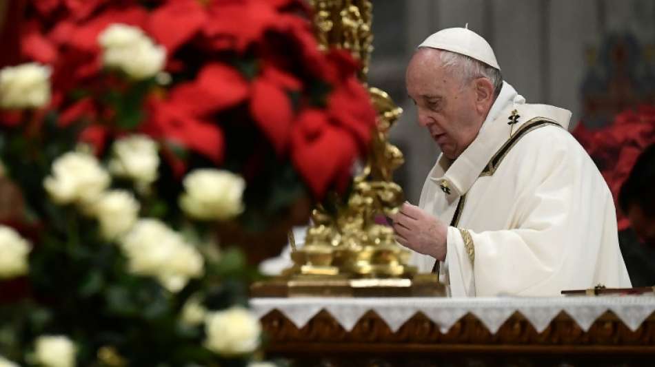 Papst ruft Menschen an Heiligabend zu Demut und Bescheidenheit auf