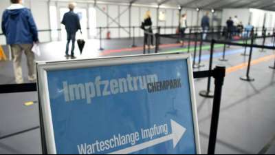 Mehrheit f&uuml;r Impfpflicht in Gesundheit und Bildung