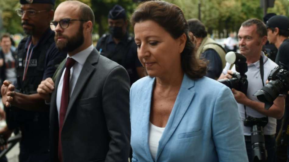 Frankreichs Gesundheitsministerin sagt vor Gericht aus 