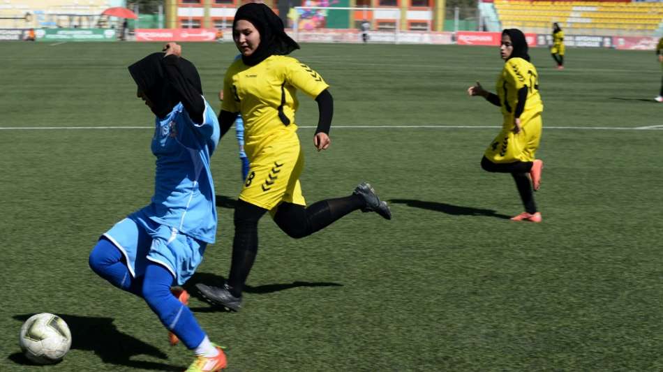 FIFPRO: Afghanische Fu&szlig;ballerinnen aus Kabul ausgeflogen