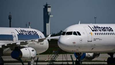 Lufthansa-Maschine mit Evakuierten aus Afghanistan in Frankfurt gelandet