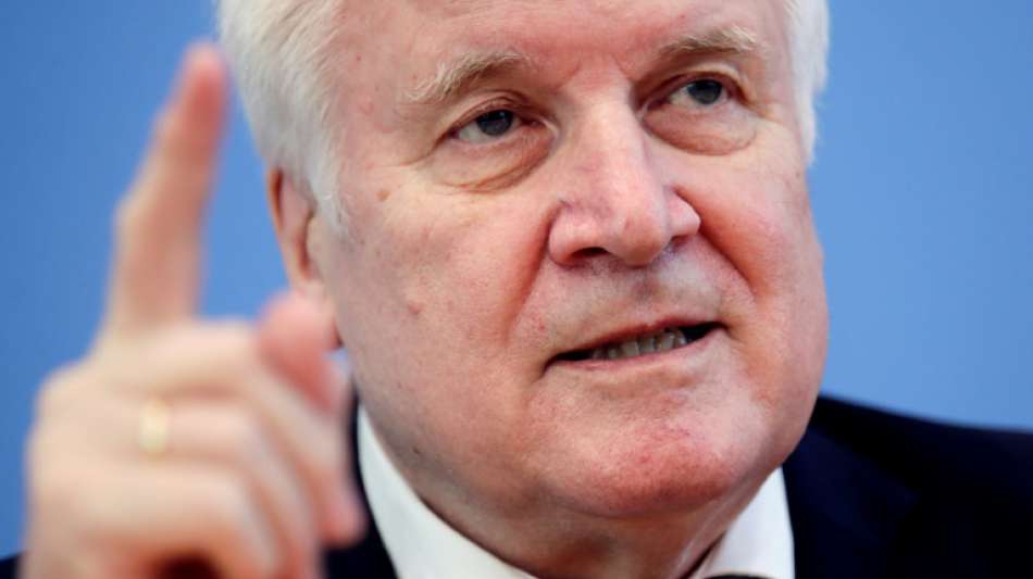 Bund und Kommunen ermahnen L&auml;nder zu strengen Corona-Regeln