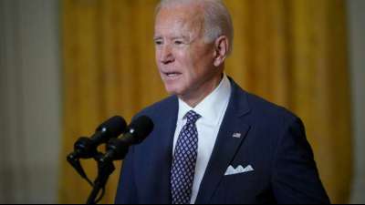 Biden: Russland greift unsere Demokratien an
