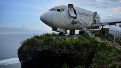 Ausrangierte Boeing soll Tourismus auf Bali ankurbeln