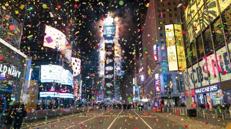 Traditionelle Silvesterparty am Times Square mit vielen G&auml;sten