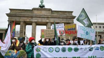 Fridays for Future ruft f&uuml;r 25. M&auml;rz zu zehntem globalen Klimastreik auf 