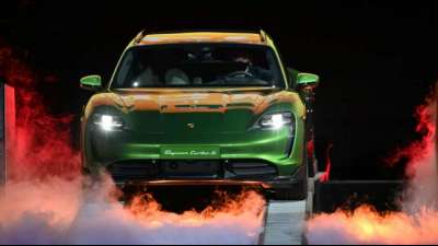 Porsche baut wegen Halbleitermangels vorübergehend Dummy-Chips ein