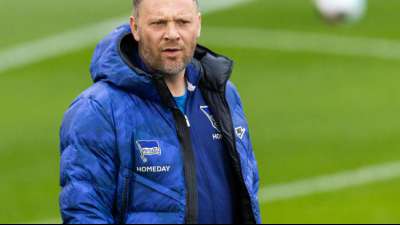 Hertha-Trio um Coach Dardai positiv auf Corona getestet - Team muss in Isolation