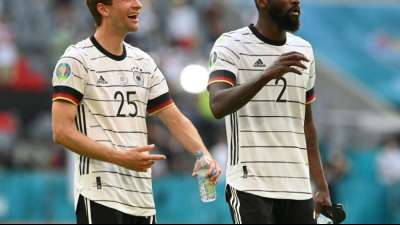 L&ouml;w bangt um G&uuml;ndogan, R&uuml;diger und Gosens